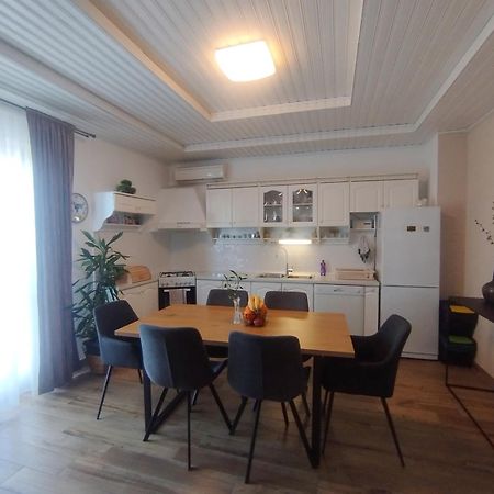 Maja Apartment Makarska Exterior photo